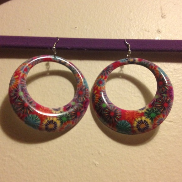 Tie-dye/Fireworks earrings.