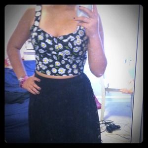 Forever 21 Tops - FOREVER21 Ditsy Daisy Bustier Forever 21 Tops - FOREVER21 Ditsy Daisy Bustier