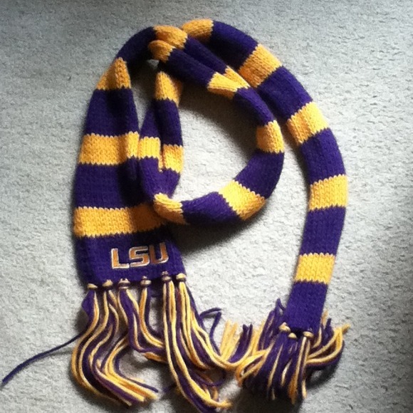 New! LSU scarf