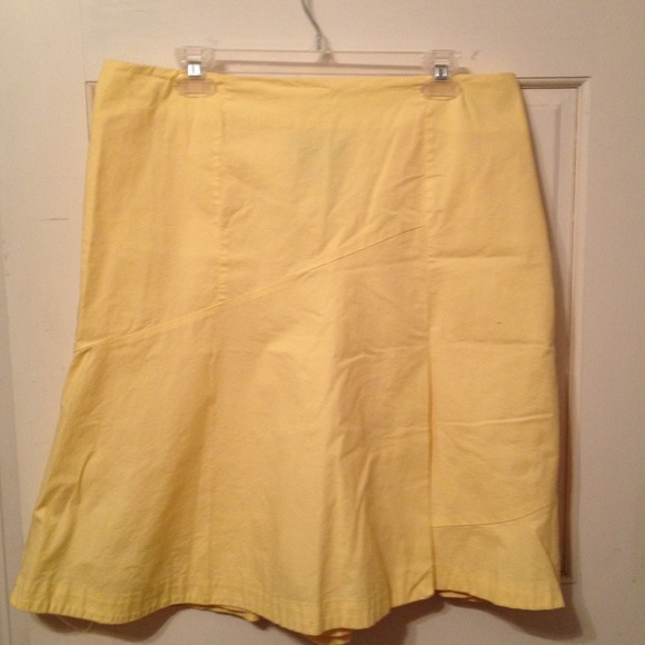 Yellow skirt