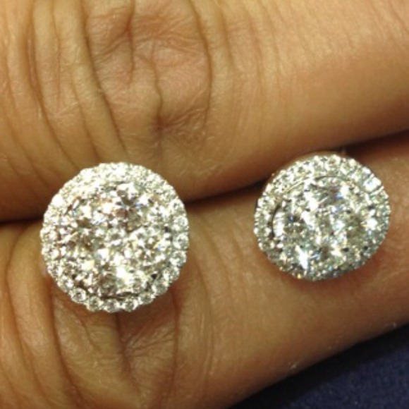 Gorgeous diamond earrings - Picture 3 of 4
