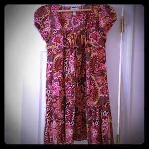 LOFT Pretty pink patterned dress!