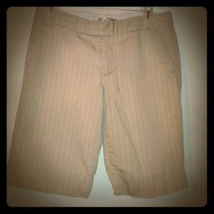 Old Navy Pants - Reduced! Old navy khaki Bermuda shorts Old Navy Pants - Reduced! Old navy khaki Bermuda shorts