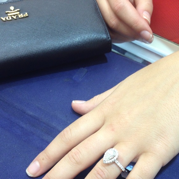 18 kt white gold Pear shape diamond ring - Picture 3 of 4