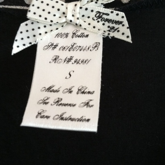 3/4 sleeve embroidered top by Forever 21 size S - Picture 3 of 4