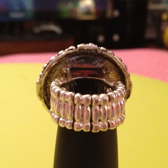 Sparkly ring! - Picture 2 of 2