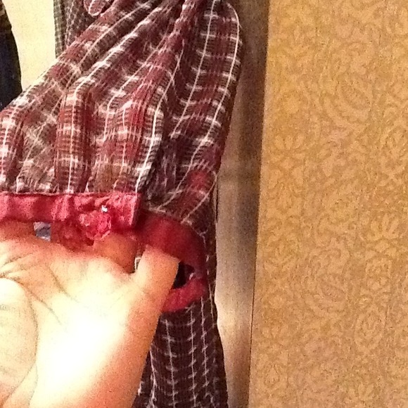 Sold in a bundle!! - Picture 3 of 3