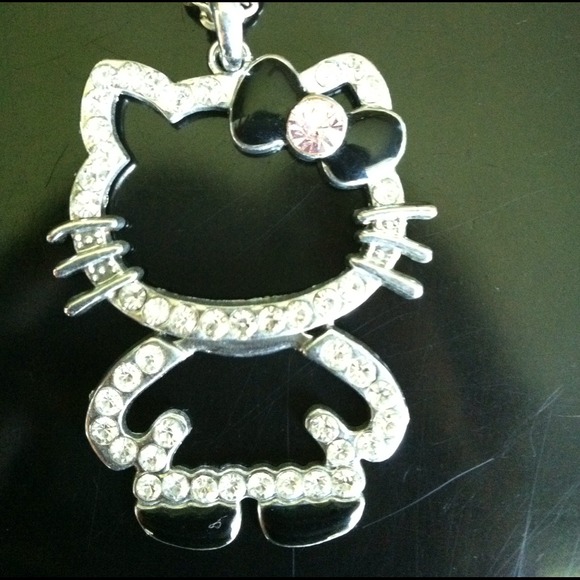 Hello Kitty Necklace 🎀