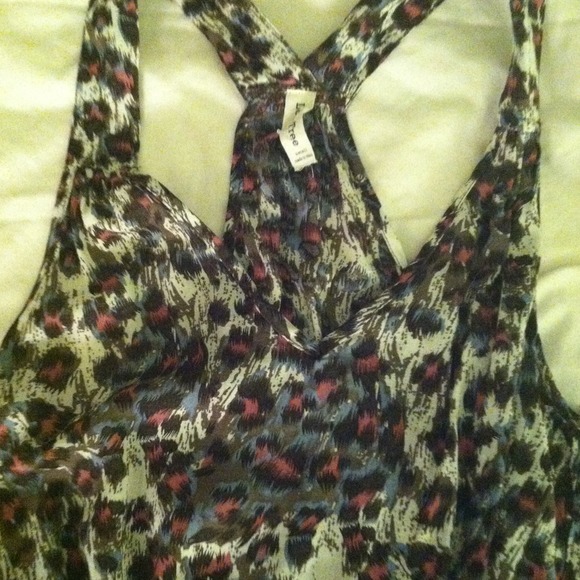 Mini - Picture 2 of 3