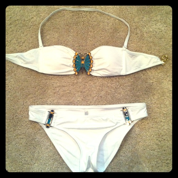 4 Victorias secret bikinis.
