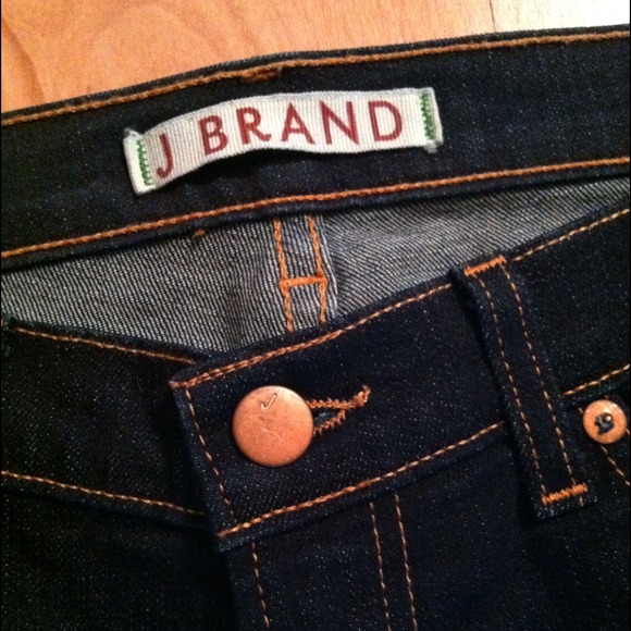 ✋Reserved! J Brand Jeans Skinny Leg Size 28