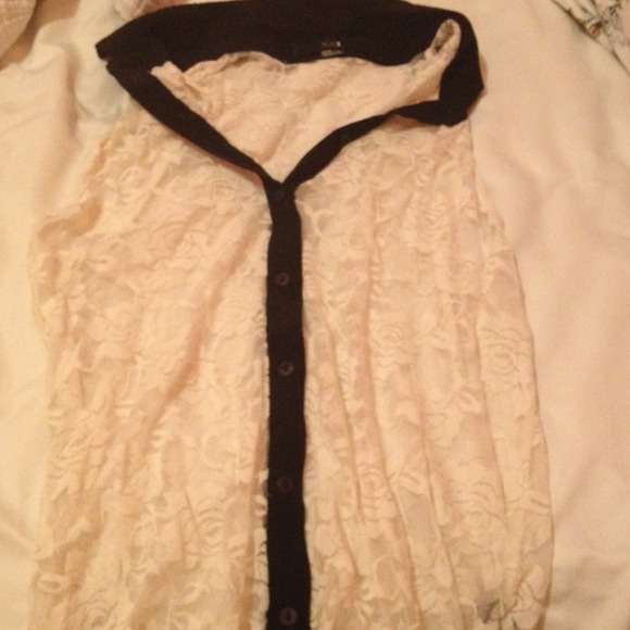 Floral Sleeveless shirt