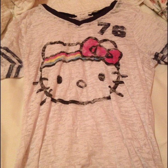 Shirt that looks like jersey