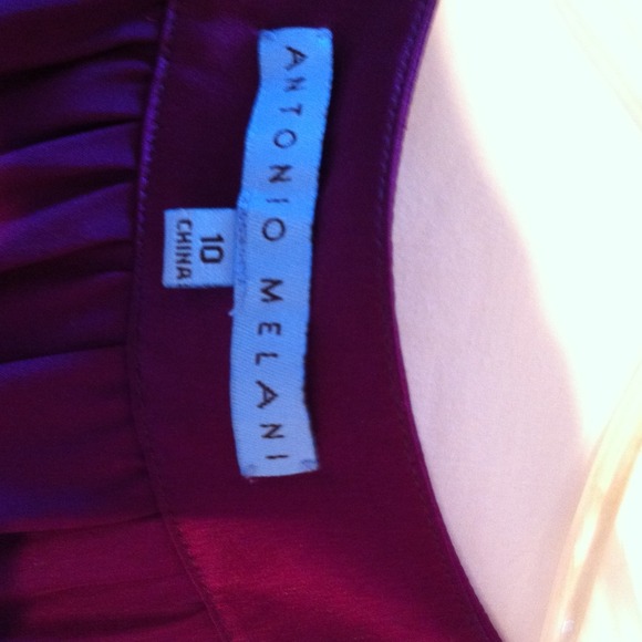 Dress - Picture 4 of 4