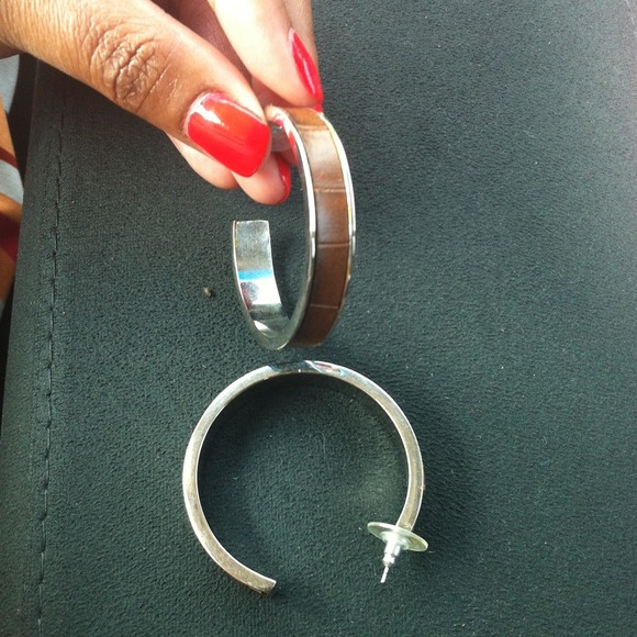 Brown leather hoops - Picture 2 of 2