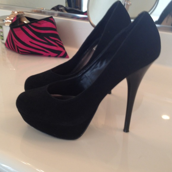 Black suede heels, 5 inch heel...