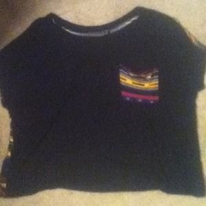 Cropped tribal print shirt