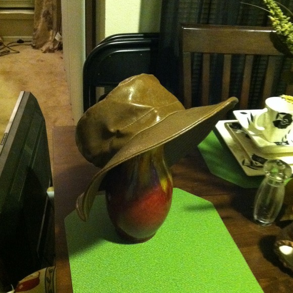 VINTAGE!!!! - Picture 2 of 3