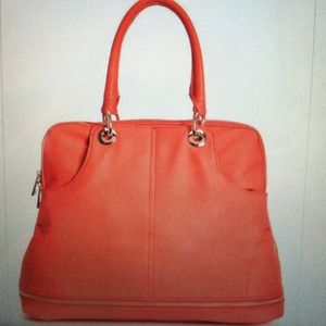 Truvow 5th avenue satchel