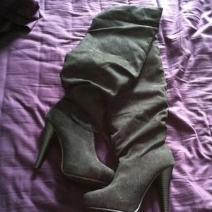 Reserved for @bayb_t Black Knee High Boots