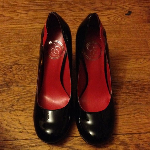 Black & red heels