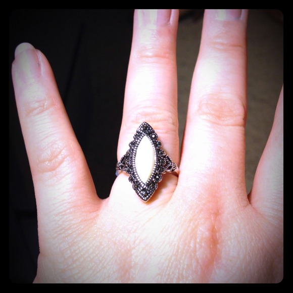 Opal ring
