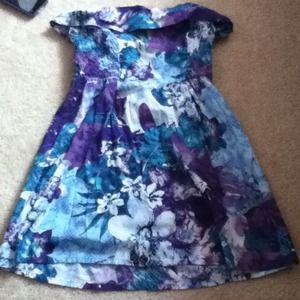 NEVER WORN Floral dress!