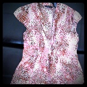 ❌SOLD❌New York & Company Dot Print V Neck Tunic