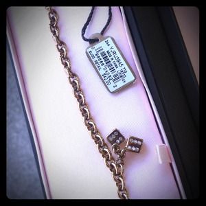 Reserved Juicy couture heart gold bracelet🎁