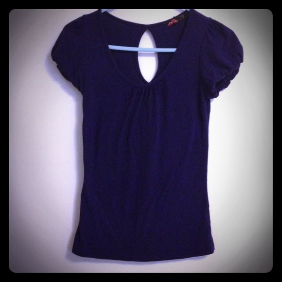Pretty Purple Bubble Sleeve with Cutout Back Size Small Forever 21 - Picture 1 of 3