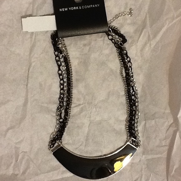 BRAND NEW! Shiny Black collar with chains necklace
