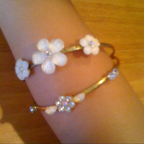 Set of 2 bracelets - Picture 1 of 1