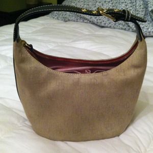 Dooney & Bourke purse