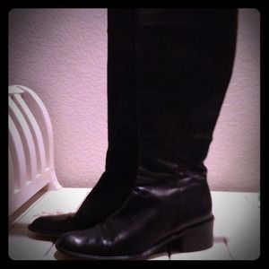 💢RESERVED💢bundle for @emmas985