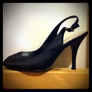 BCB girls sling back black peep toe pump size 6