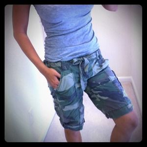SOLD!!! Abercrombie camo cargo shorts