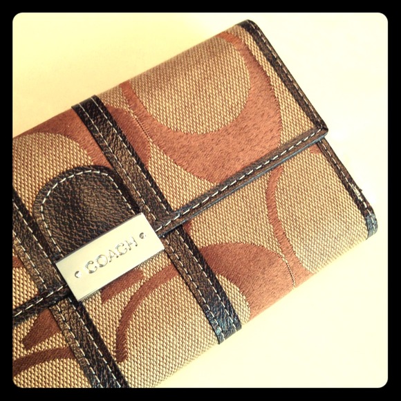 **SOLD** Coach inspired wallet