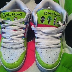 Never been worn shoes!