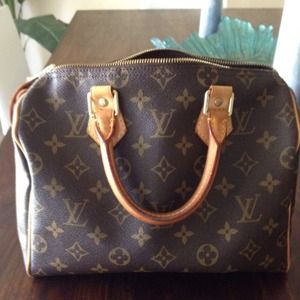 Authentic Louis Vuitton Speedy