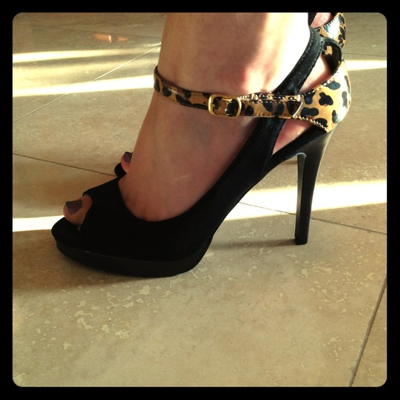 Black Peep Toe with Cheetah Print Backing/Straps