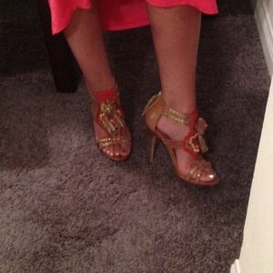Dolce Vita Shoes - NEW Dolce Vita - 7 Leather Cauzzie Strappy Sandals Dolce Vita Shoes - NEW Dolce Vita - 7 Leather Cauzzie Strappy Sandals