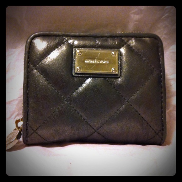 Michael Kors Bifold Hamilton Quilt Wallet Gunmetal