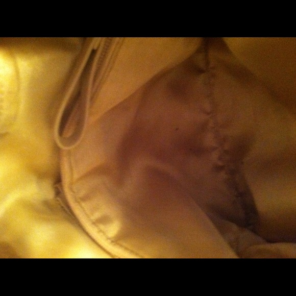 The Sak purse Perfect Condition used once - Picture 3 of 3