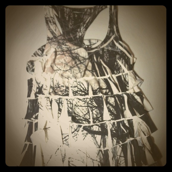 Print tank. - Picture 1 of 1