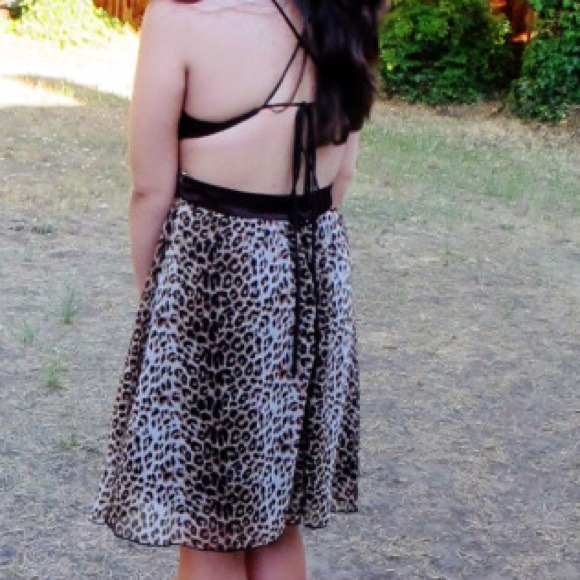 Forever 21 Dresses - Reduced Price! Leopard Print Dress Forever 21 Dresses - Reduced Price! Leopard Print Dress