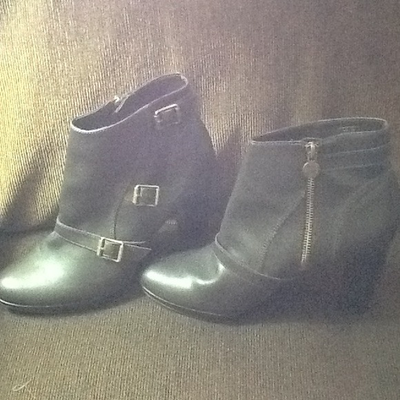 Simply Vera brown leather ankle boots