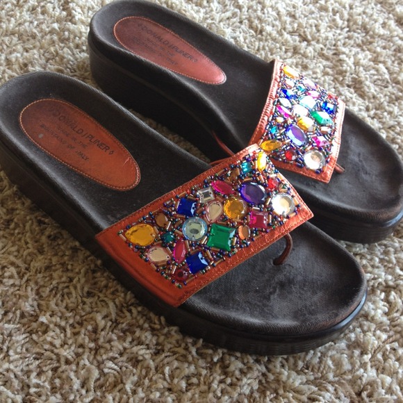 Resrvd 4 wowilovethis ⚡ Donald J Pliner "Fifi" 10