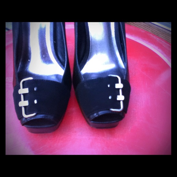 Super sexy black heels