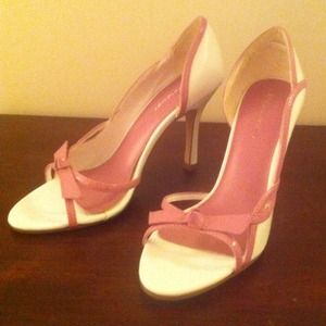 Pink/white sandals