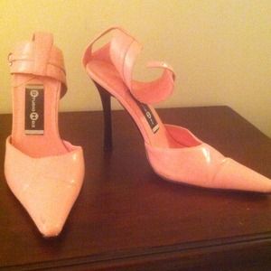 HOT! Pick party heels!